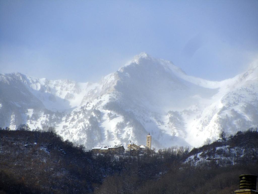 Apartaments Pirinenc Esterri d'Àneu Exteriör bild